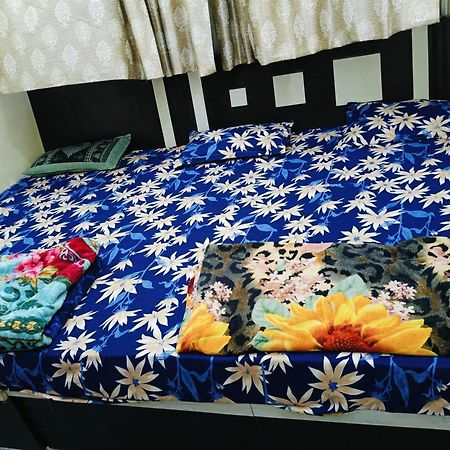 Jai Hanuman Guest House Palsana  Ngoại thất bức ảnh